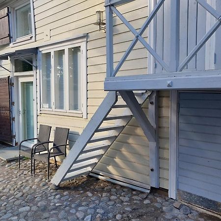 투르쿠 Uniikki Talo Kirjastosilta - Unique House At Centre 아파트 외부 사진