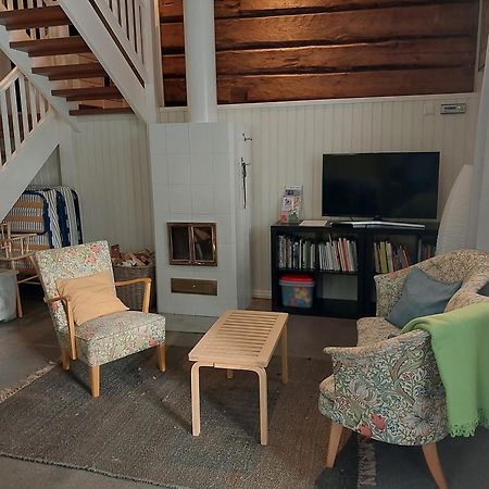 투르쿠 Uniikki Talo Kirjastosilta - Unique House At Centre 아파트 외부 사진